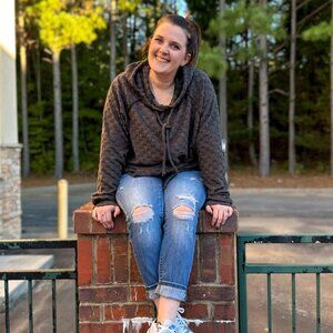 Meet your Posher, Swag H